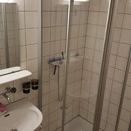 Loetschberg Hotell